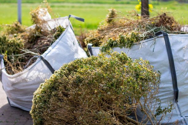 Best Retail Junk Removal  in Miamisburg, OH